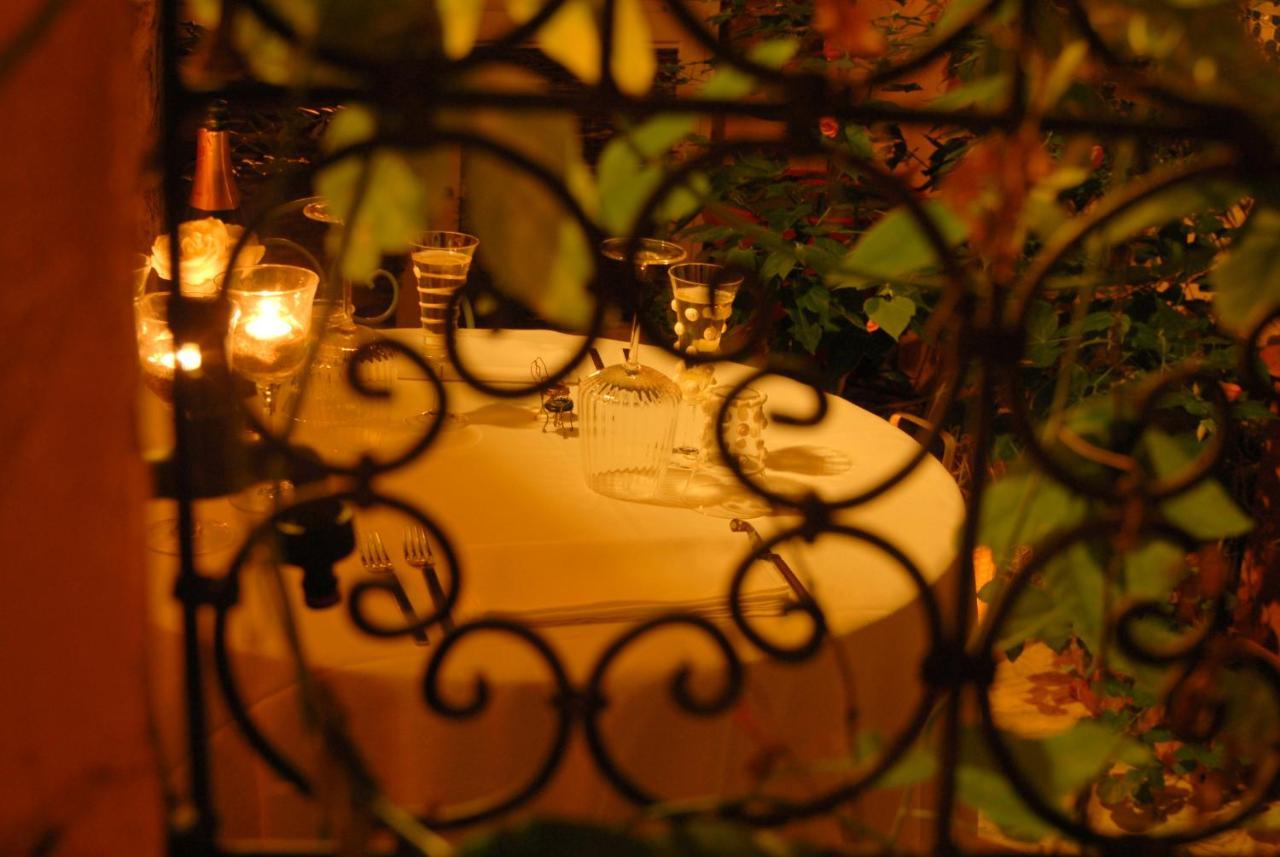 Locanda Di Mirandolina Toscânia Exterior foto